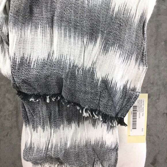 Collection 18 Women’s Heather Grey White Woven Stripe Rectangle Scarf 12x96 - Picture 6 of 16